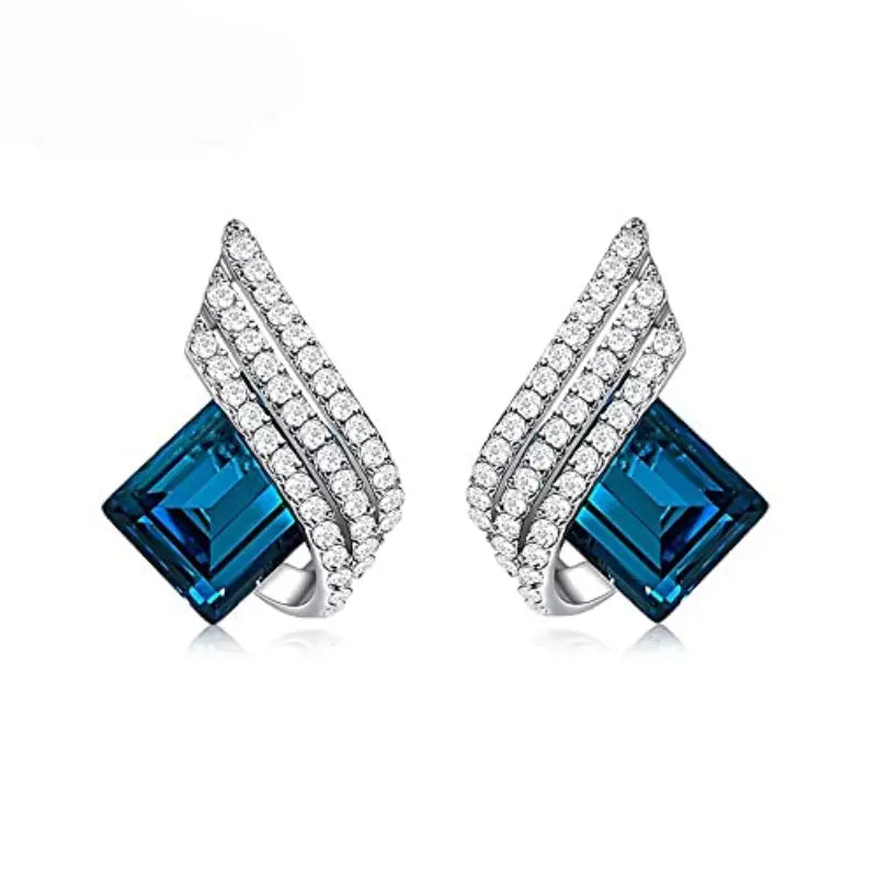 Lustrous Sapphire Jewelry Set