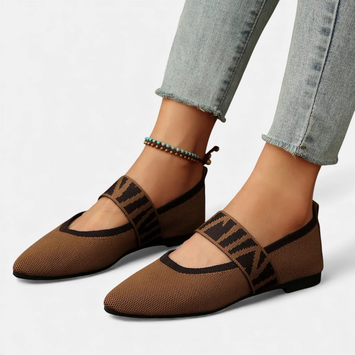Cleo | Point Flats