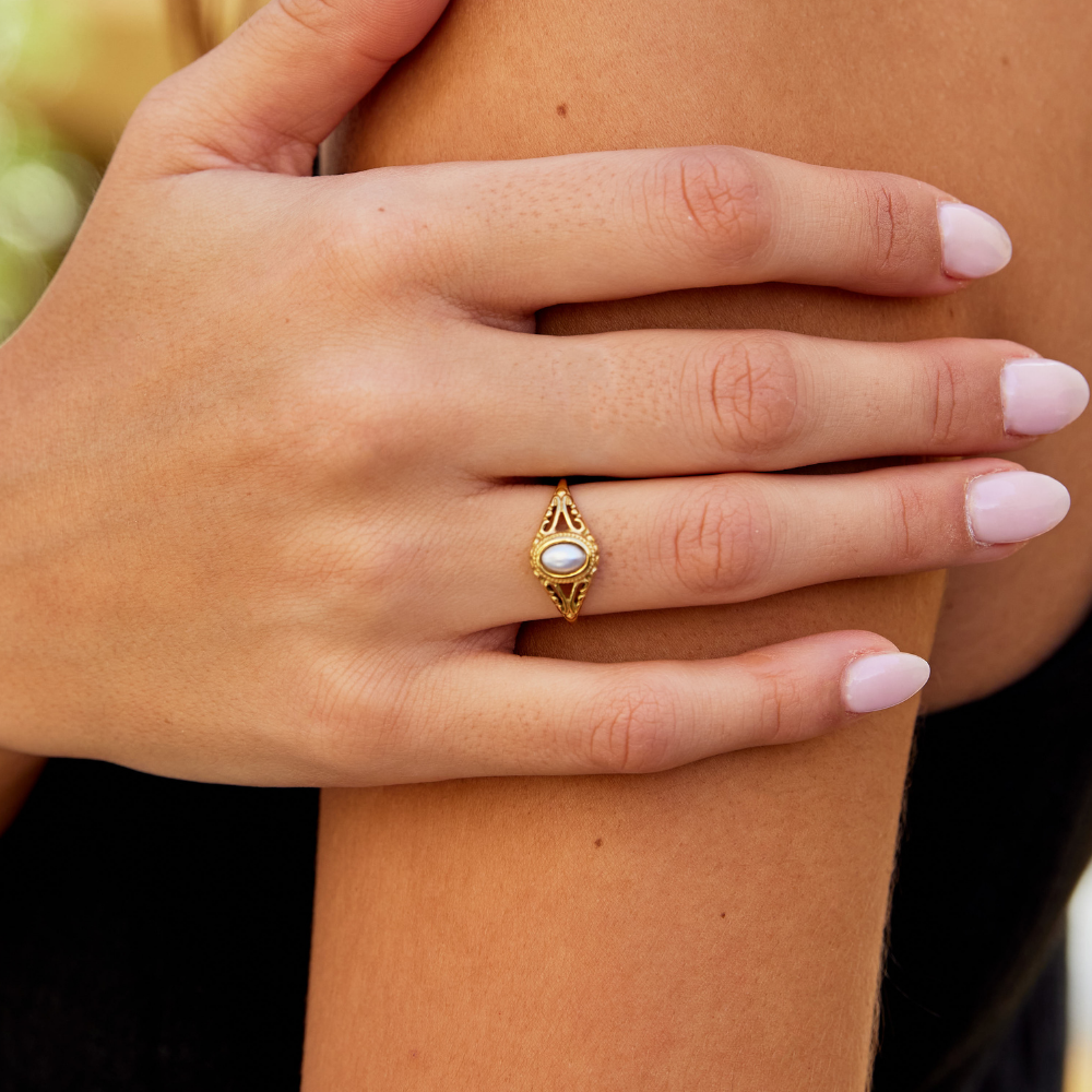 Royal | Vintage Pearl Ring