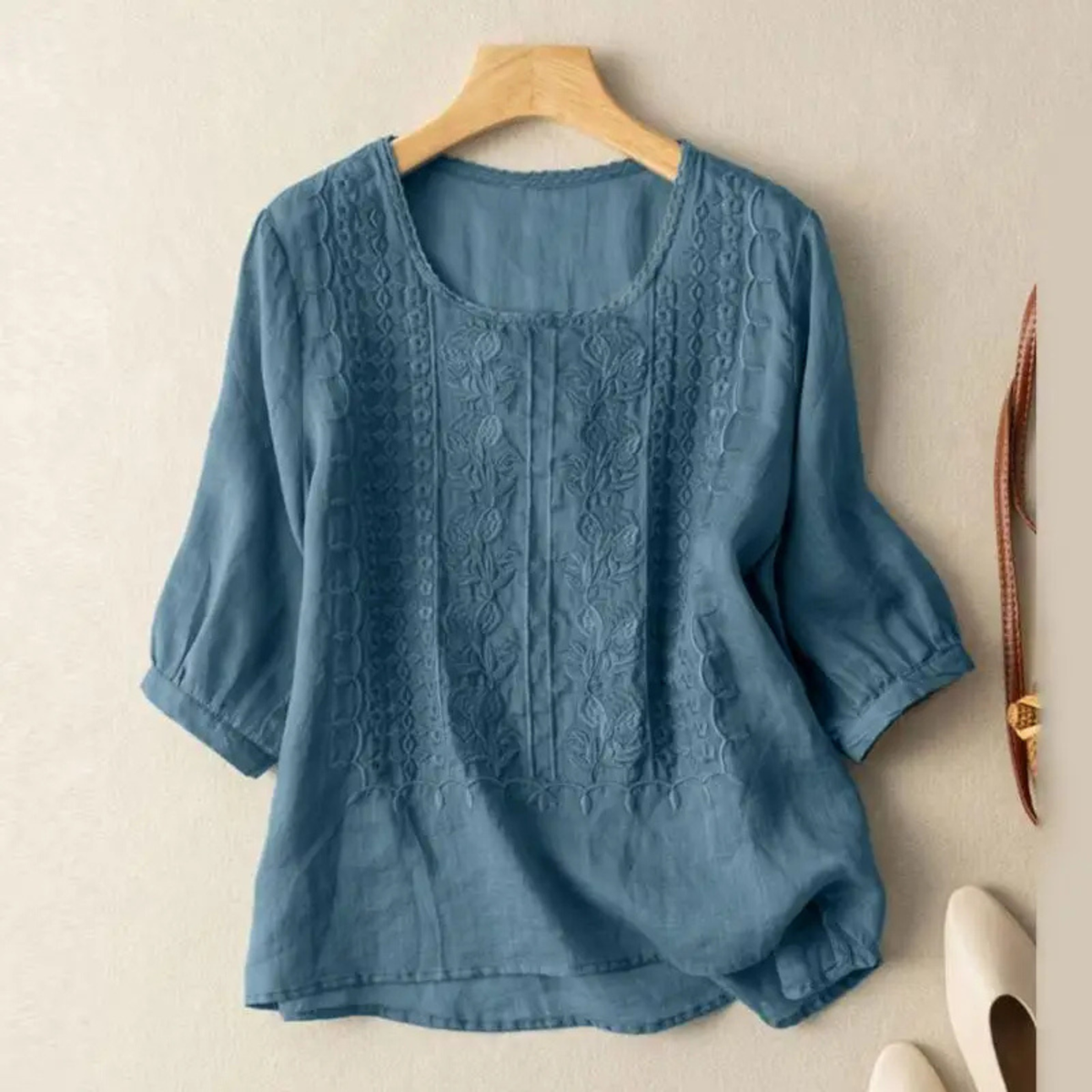 Arwen | Relaxed Embroidered 3/4 Sleeve Blouse