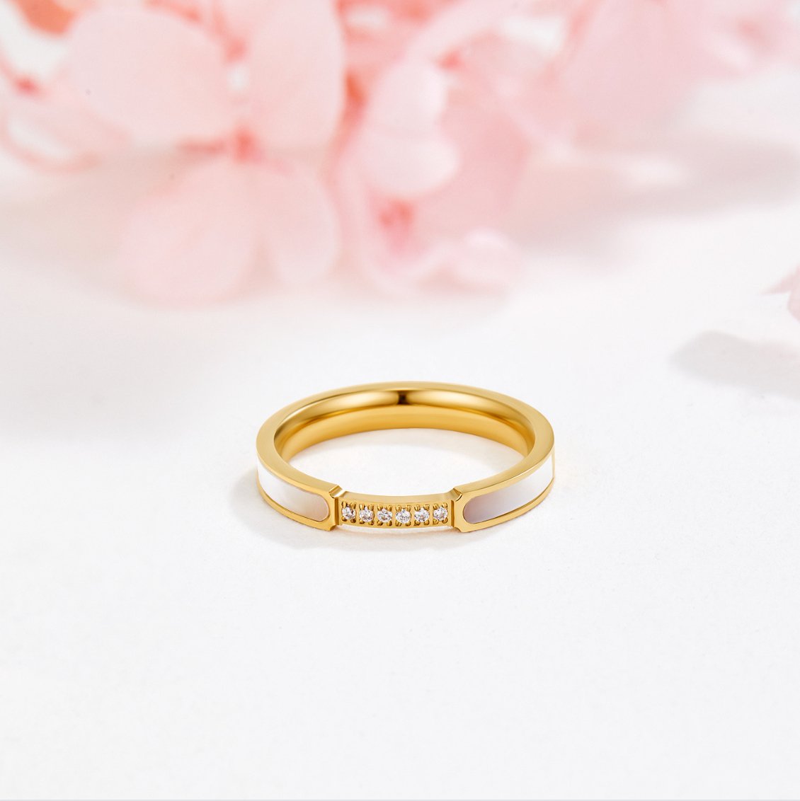 Unity | Pearl & Crystal Ring