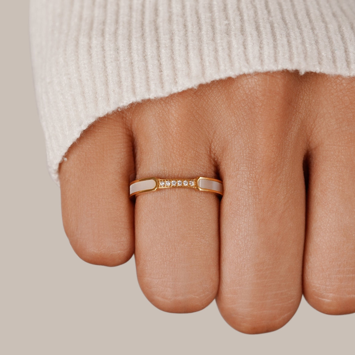 Unity | Pearl & Crystal Ring